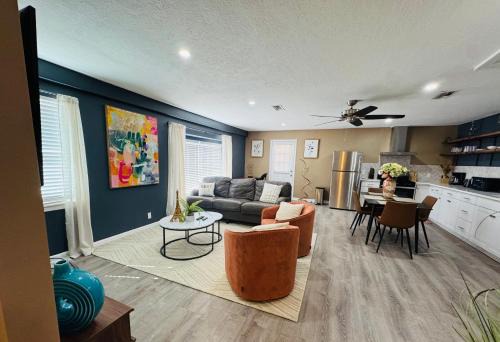 Stafford House | Private 2 bedroom duplex