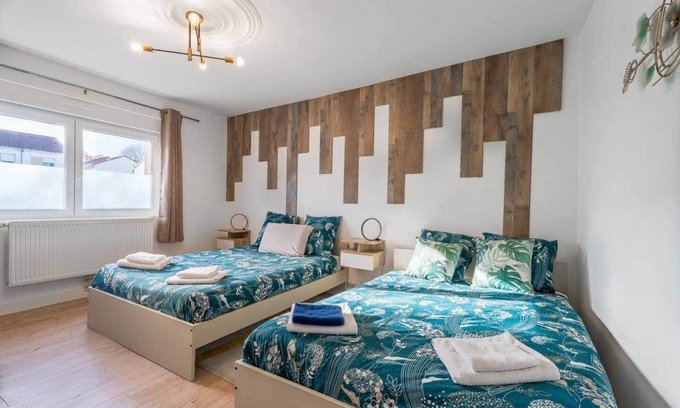 Woippy Apartment | Private room 18m² - 2 beds - WIFI - Appart' 120m