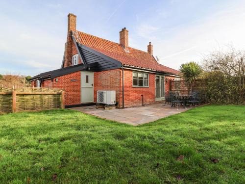 Westleton House | Pudding Cottage, Westleton