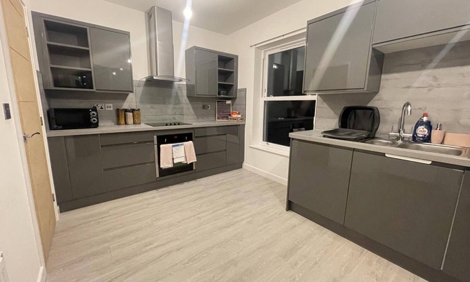 Cambridge Apartment | Quartz Apartment in Cambridge