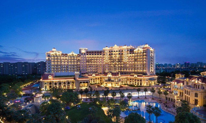 Minhang Hotel | Radisson Blu Forest Manor Shanghai Hongqiao