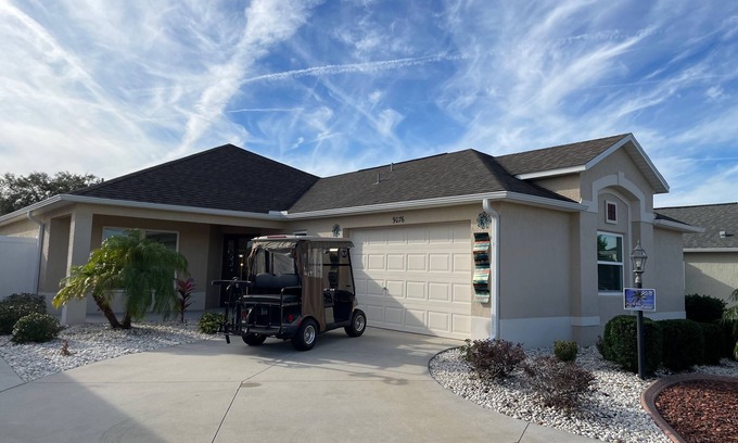 Summerfield House | Recently Updated 3 Bdrm Villa, Free WiFi, 4 person Golf Cart Included