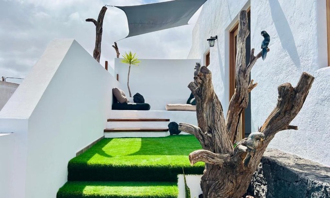 Nazaret Apartment | Refugio de Luz y Calma en Nazaret