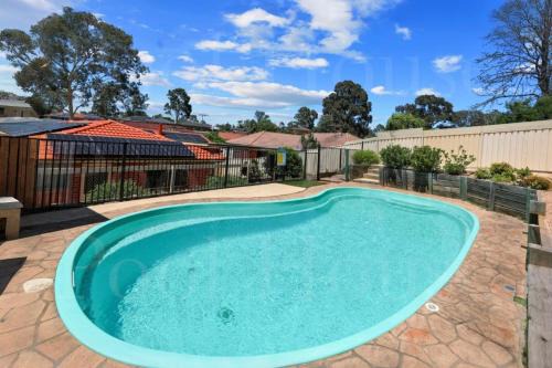 Mount Annan House | Relaxing Poolside House Escape3B