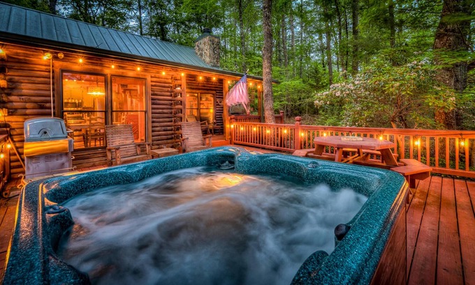 Blue Ridge Cabin | Retreatwood Mac by Escape to Blue Ridge