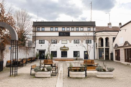 Valjevo Hotel | RIVA sleep & chill