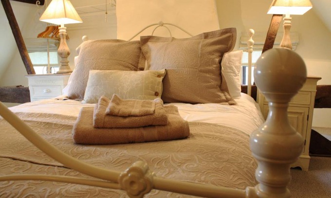 Costessey Bed & Breakfast | Riverside House