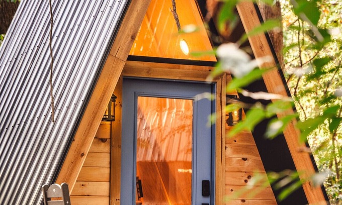 Rockbridge House | Romantic A-Frame | Glamping Cabin | Private Forest