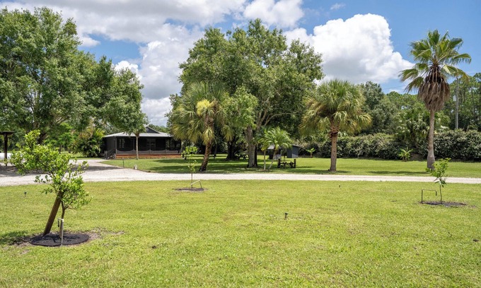 Vero Beach Cabin | Romantic Cabin Retreat on 5 Acres. Florida Farm Stay w/Pond & Porch