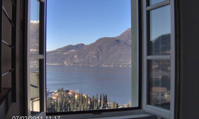 Bellano House | Romantic Penthouse on Lake Como