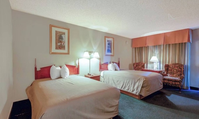 Allison Hotel | Room w/Essentials Perfect for Budget-Friendly Travel Near Gallup Sites