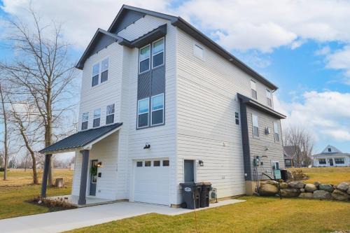 South Haven House | Sail Away South Beach- pool-bike trails-close to beach