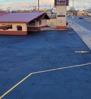 Portales Hotel | Sands Motel