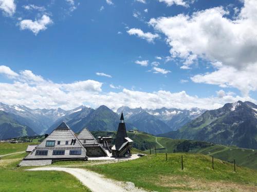 Schwendau Hotel | Schneekarhütte