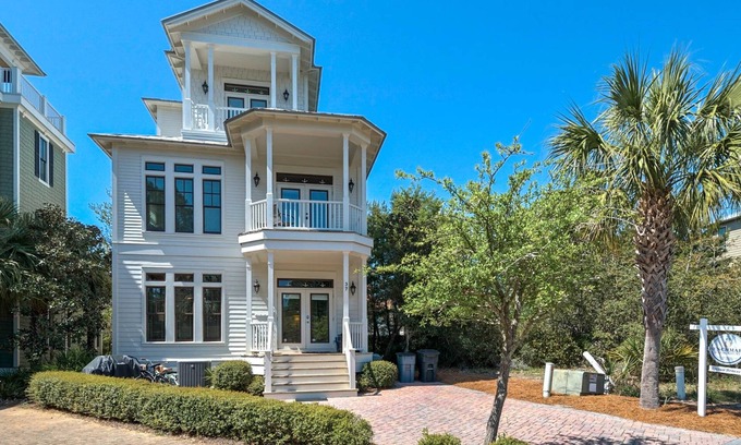Seagrove Beach House | Seagrove 5BR, Deeded Beach, Pool, Sleeps 12 + Free Attraction Tickets!
