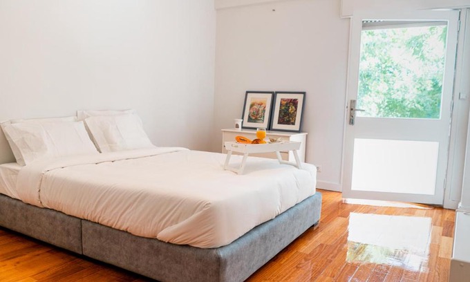 Foz do Douro Bed & Breakfast | Seaside Elegance and Tranquility: Your Luxurious Porto Getaway