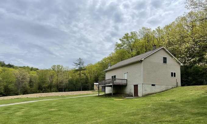 Nisbet Cabin | Secluded Cabin for Rent