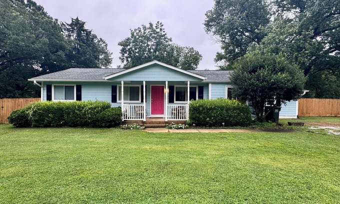 Apex House | Sedona Place -Home w/fenced yardnsleeps up to 7