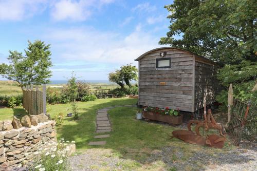 Cylch-Y-Garn House | Shepherds Stone