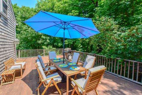 Orleans House | Short drive to town and popular beaches