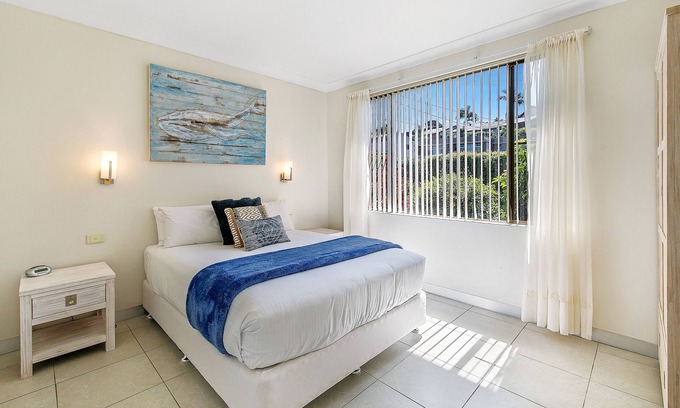 Korora Apartment | Smugglers On The Beach 2 Bedroom Apartment