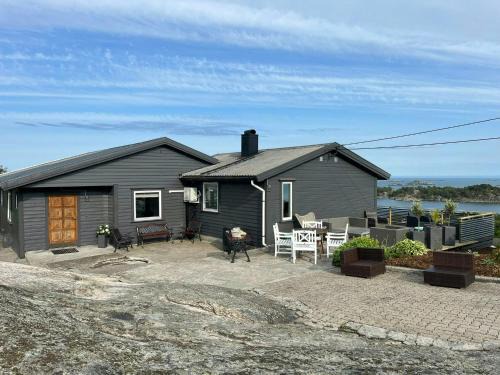 Sogne House | Smuk Hytte Med Havudsigt I Lyngmyr