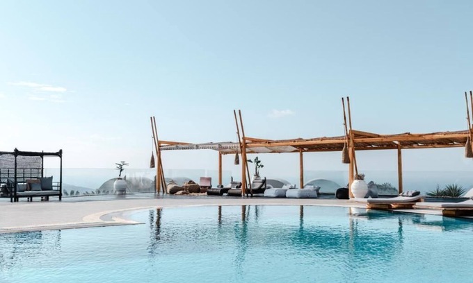 Pyrgos Hotel | Smy Santorini Suites & Villas