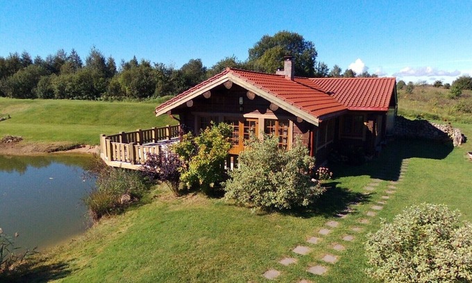 Matiske Cabin | Sodyba prie Balčio- Log cabin near the lake Baltis