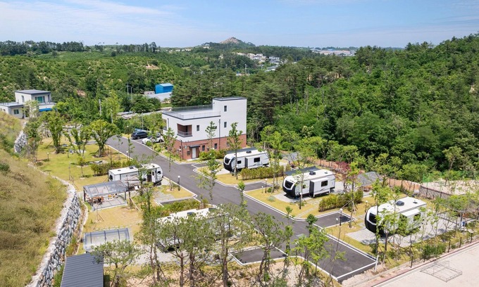 Sokcho House | Sokcho Biroso Private Cottage