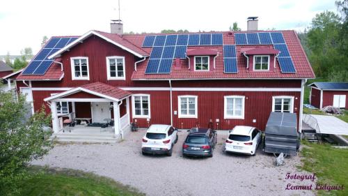 Kolsva Bed & Breakfast | Solmyra 56 Gästhem