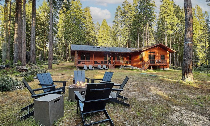 Cazadero Cabin | Sonoma Coast Timber Cove Cabin Retreat, Sonoma Coast Timber Cove 3b/2.5 Cabin In The Redwoods