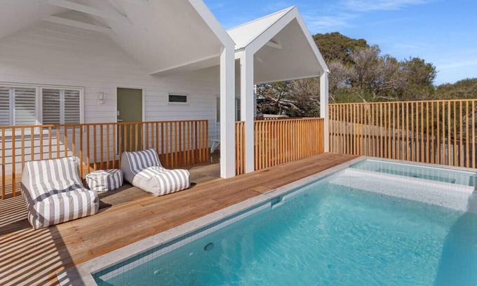 Sorrento House | Sorrento Style | Luxe design, Pool, Prime position