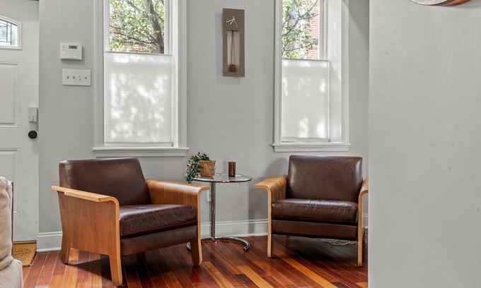 Olde Kensington House | Spacious 2BR/2BA in Trendy Fishtown | NoLibs