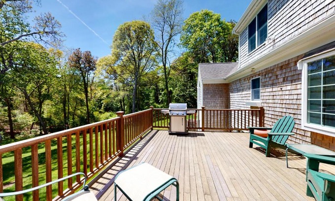 East Orleans House | Spinnaker Trail