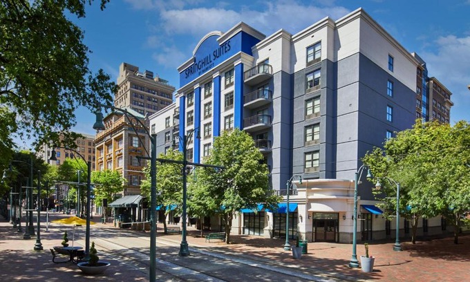 Downtown Memphis Hotel | SpringHill Suites Memphis Downtown