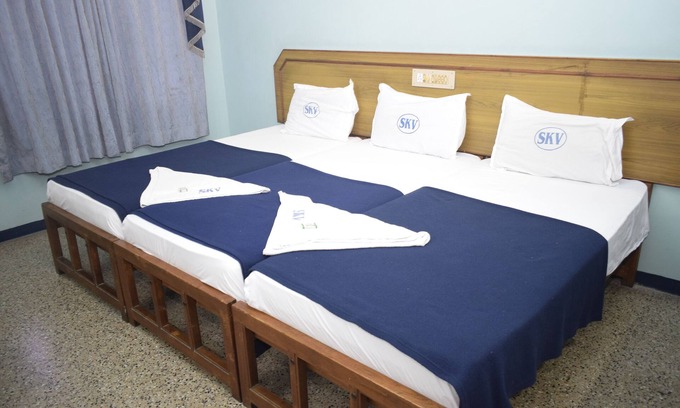 Gopalapuram Hotel | Sri krishna Vilas