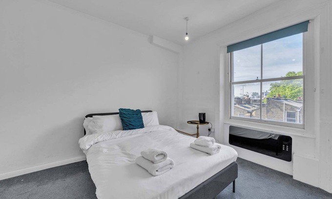 Brompton & Hans Town Apartment | Standard room In Knightsbridge