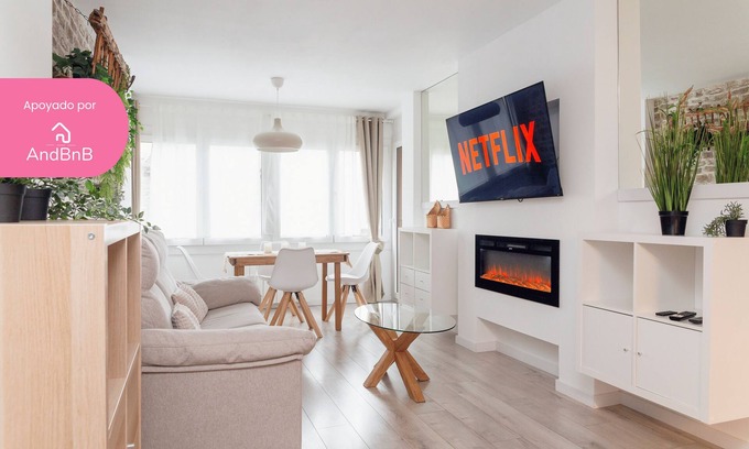 Soldeu Apartment | Steps from Grandvalira Cozy Ski Haven+Parkingnn