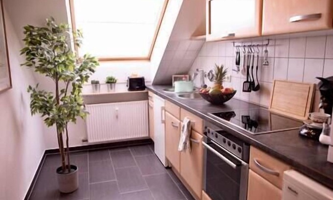 Suedviertel Apartment | Stilvolles Appartement Messe Rü Innenstadt