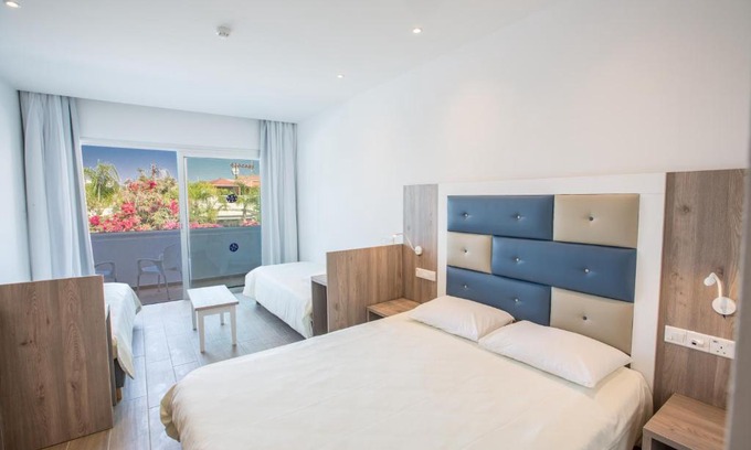 Ayia Napa Apartment | Stratovarius Nissi Rooms