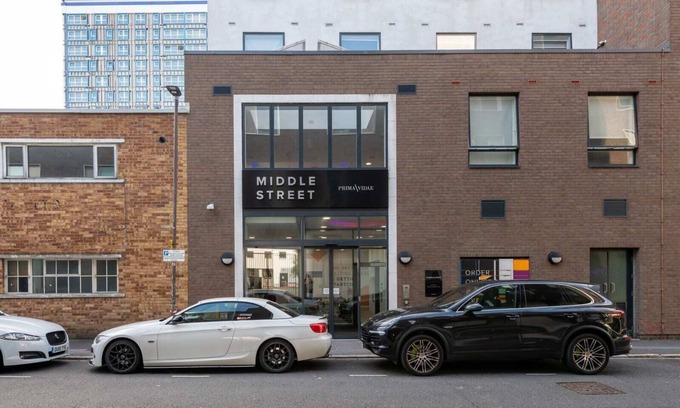 Portsmouth City Centre Apartment | Student Only Middle Street