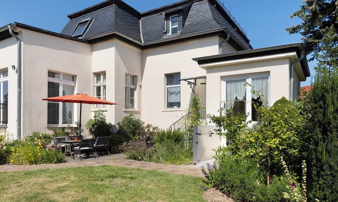Wiesenburg/Mark Apartment | Studio Apartment 'Cottage Im Fläming' with Private Terrace, Shared Garden and Wi-Fi