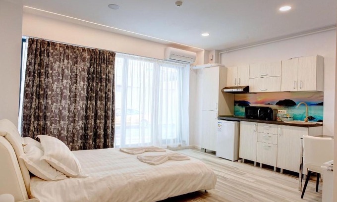 Constanta Apartment | Studio Bel Air Lotus
