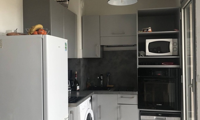 Saint-Laurent-du-Var Apartment | Studio Bien Placé et Dans un Quartier Calme