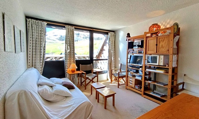 Piau Engaly Apartment | Studio cabin for 6 with balcony and equipped kitchenette in Piau-Engaly