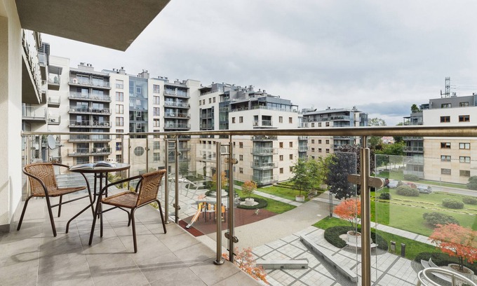 Grzegorzki Apartment | Studio Krakow Wislane Tarasy by Renters