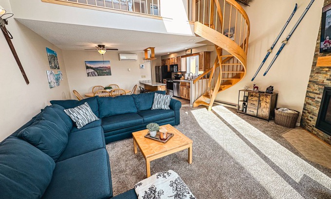 Bartlett Condo | Stunning 2BR with Mountain Views - Nordic Village