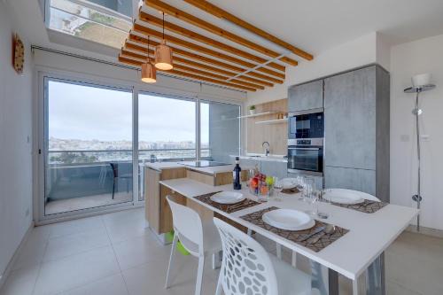 Ta' Xbiex Apartment | Stunning Apartment in a Central Location with Views
