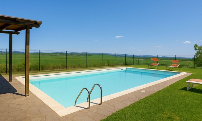 Monteroni d'Arbia Villa | Stunning private villa with private pool, WIFI, TV, veranda, panoramic view, parking, close to Siena