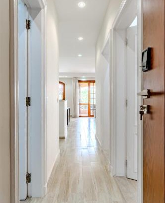 Dream Land Apartment | Styling Duplex 5 BR Unit For Friends and Family